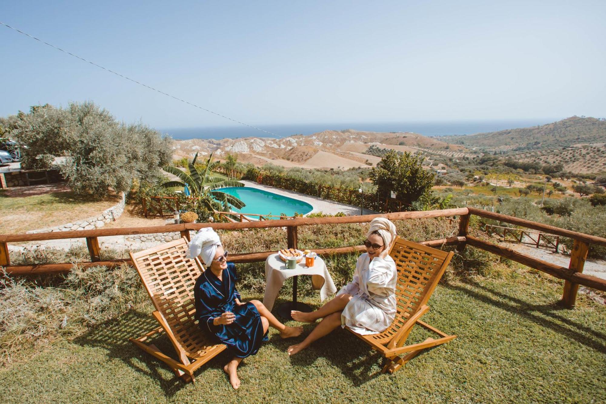 Calami - Villa Romeo - Private Apartments With Pool, Seaview & Olive Grove Santa Caterina Dello Ionio Marina Kültér fotó